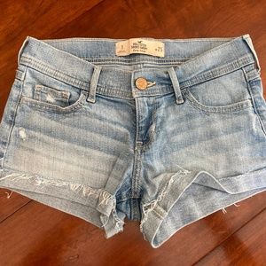 Hollister short-short low rise shorts
